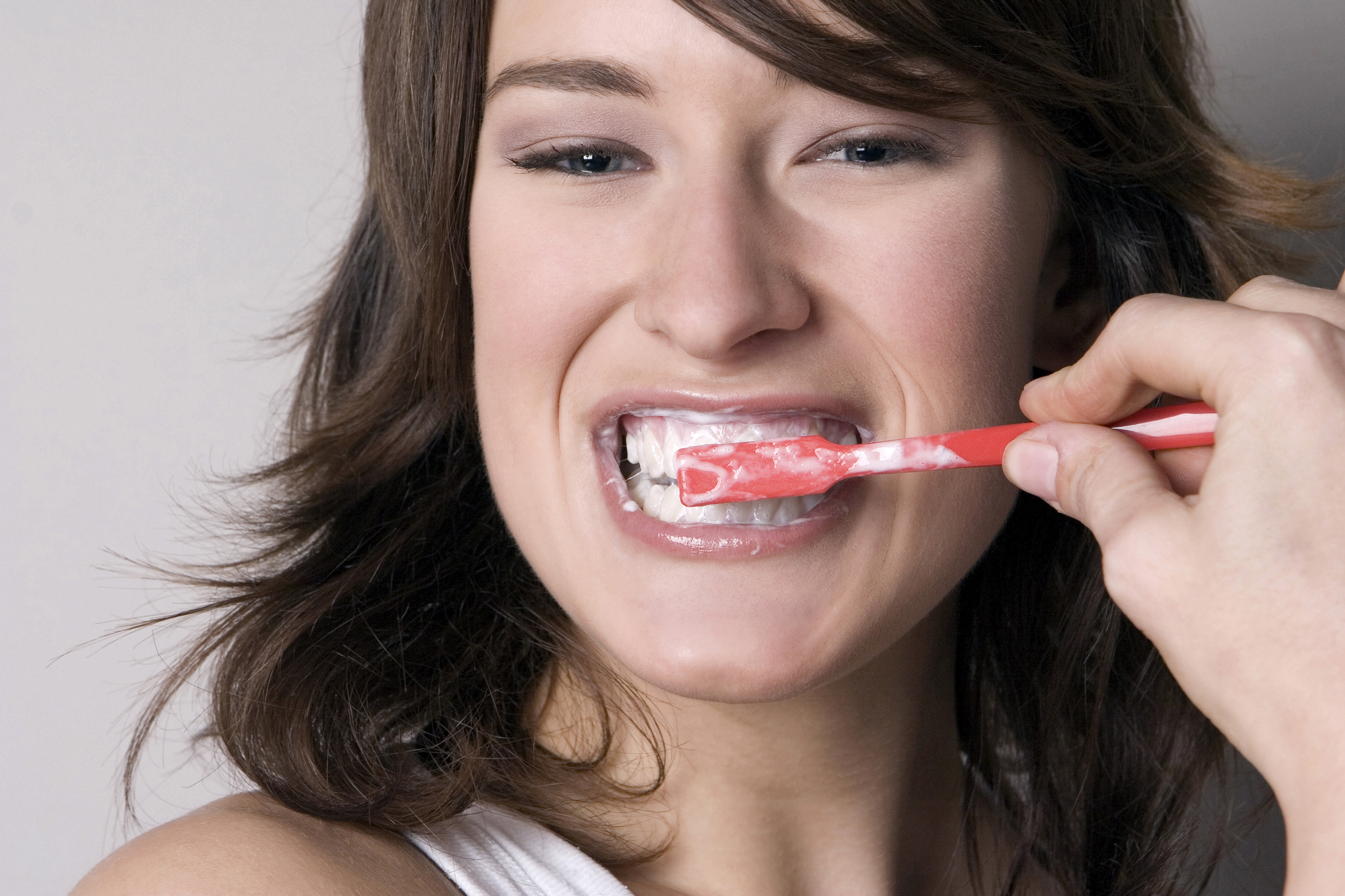 Tips on Properly Brushing Your Teeth